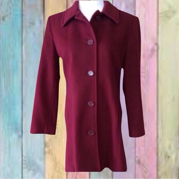 Liz Claiborne Jackets & Blazers - Liz Claiborne Wine Berry Lined Lambswool Coat